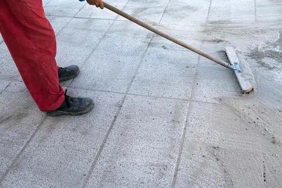 driveway polymeric sand & sealing contractors toronto mississauga pro master interlocking & restoration